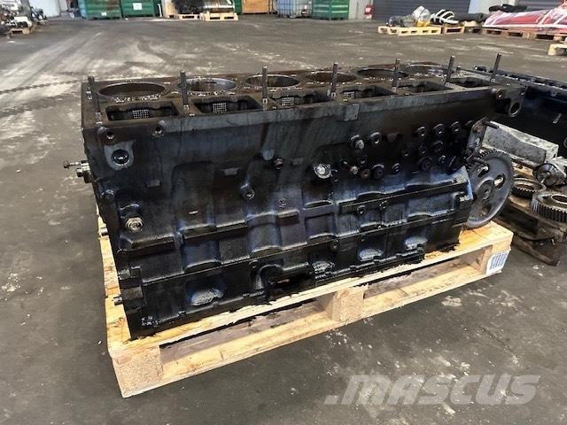 Cummins ISME420-30 Silniki