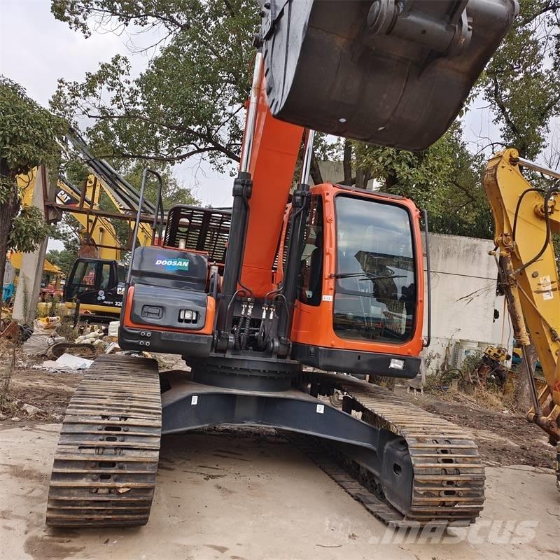 Doosan DX 225 LC-9C Koparki gąsienicowe
