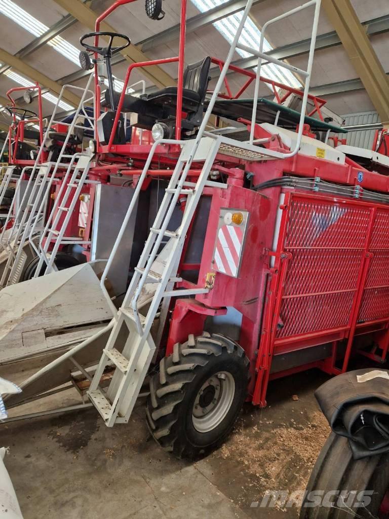  JOONAS 1500 Kombajny zbożowe