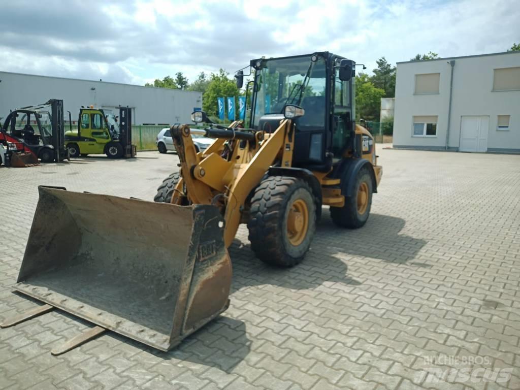 CAT 907 M Ładowarki kołowe