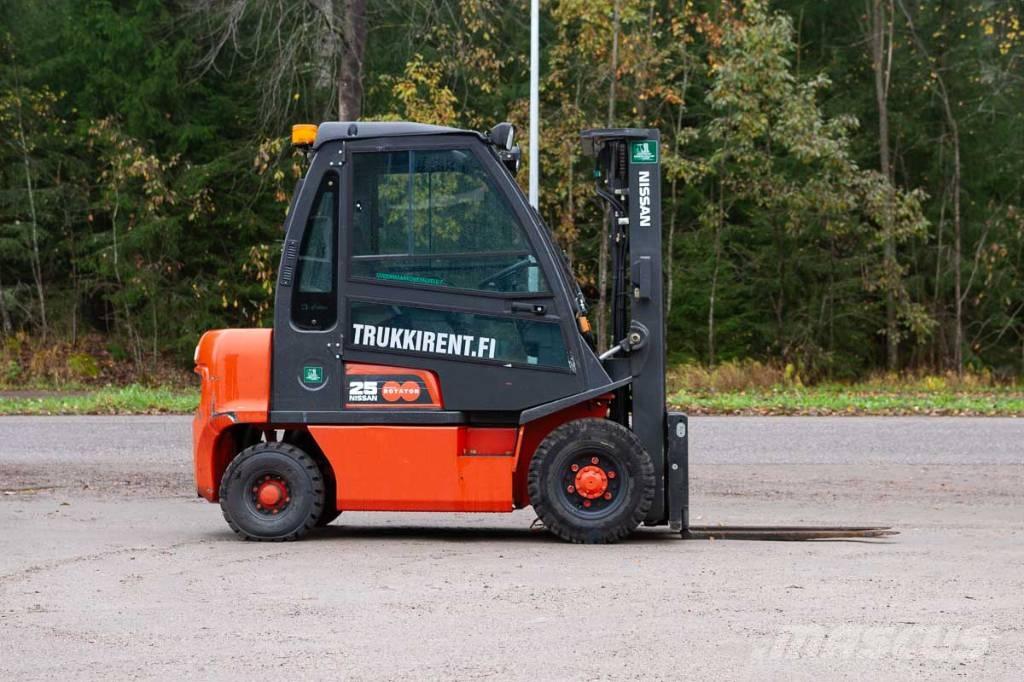 Nissan FD02A250 Wózki Diesla
