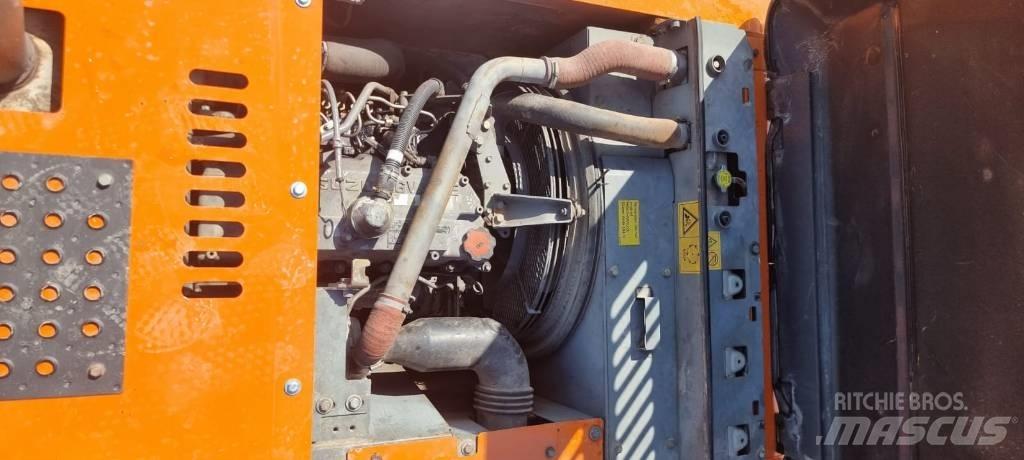 Hitachi ZX 210 LC-3 Koparki gąsienicowe