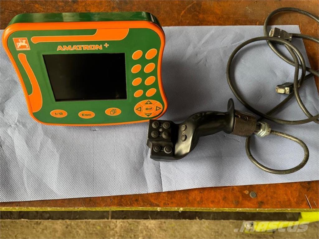 Amazone ZG-B 8200 Rozrzutnik nawozów mineralnych