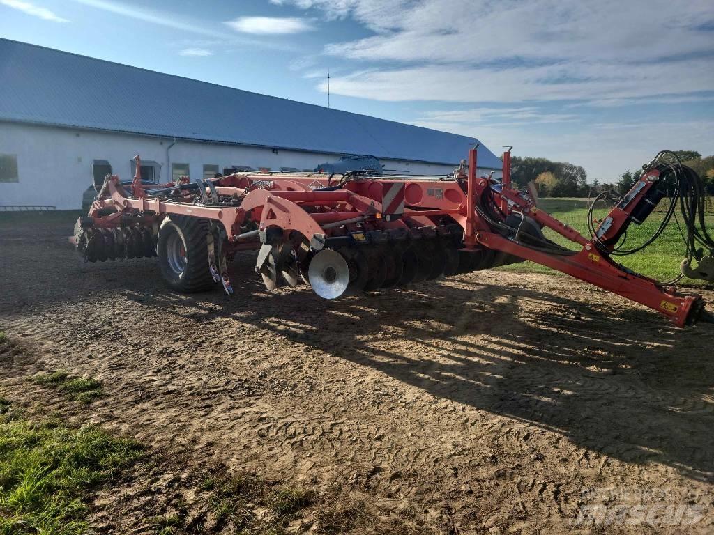Kuhn PERFORMER 4000 Kultywatory