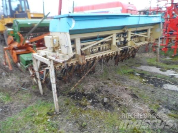 Sulky Tramline Siewniki kombinowane