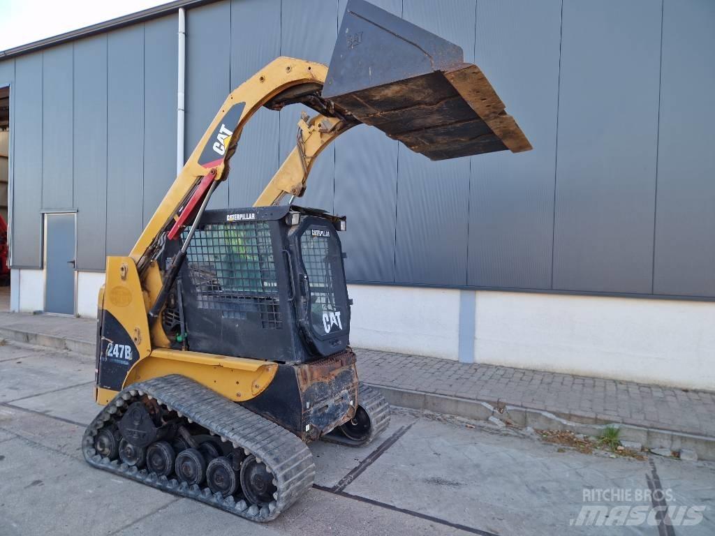CAT 247 B Ładowarki burtowe