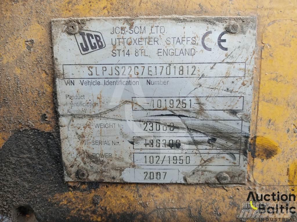 JCB JS 220 LC Koparki gąsienicowe