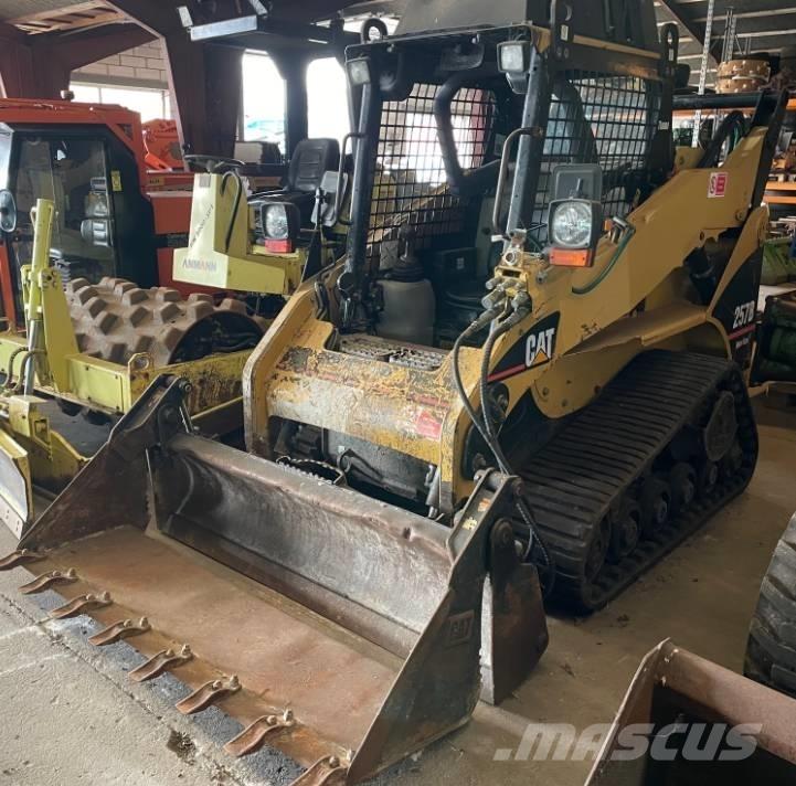 CAT 257B Ładowarki burtowe