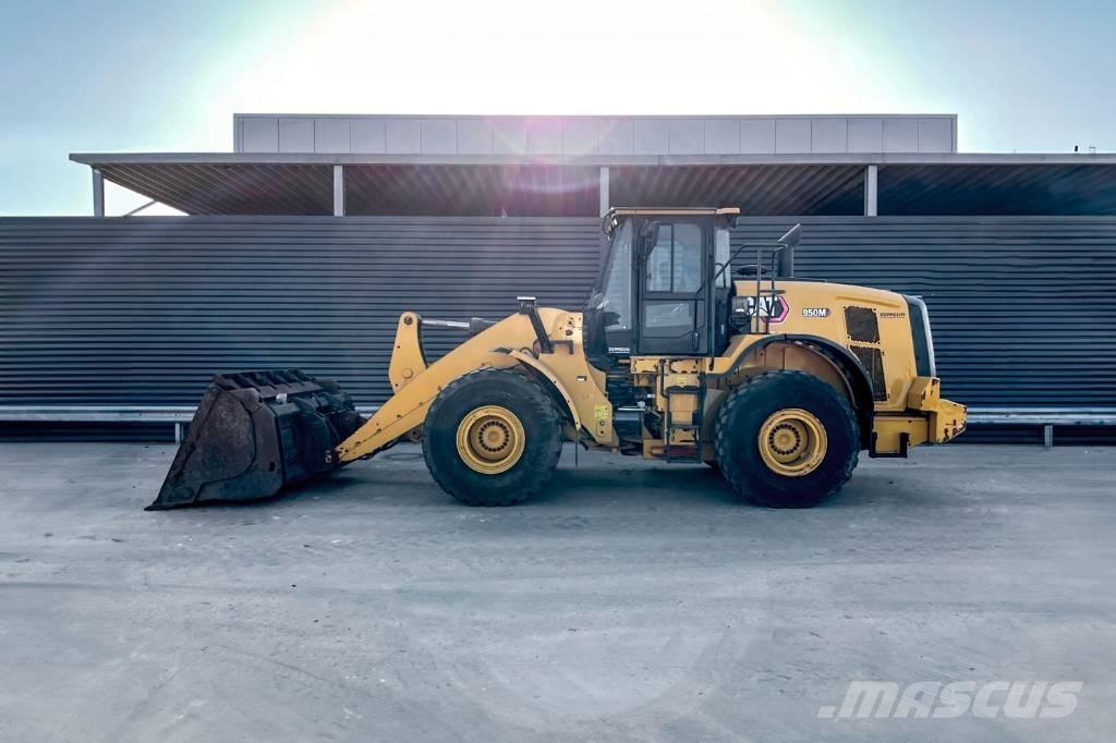 CAT 950M Ładowarki kołowe