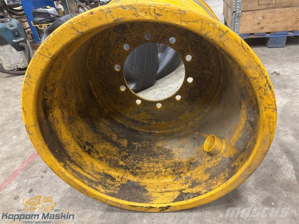 Rottne H8 24x26,5 Opony, koła i felgi