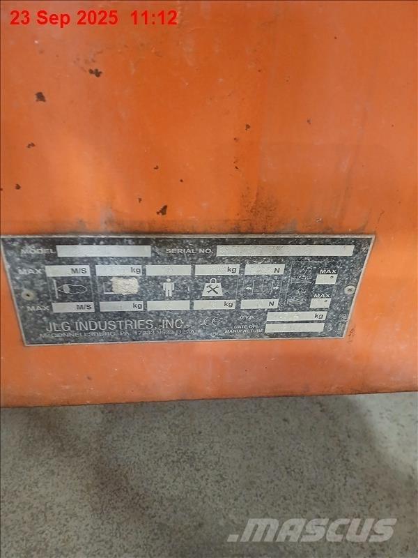 JLG 600 AJ Podnośniki przegubowe