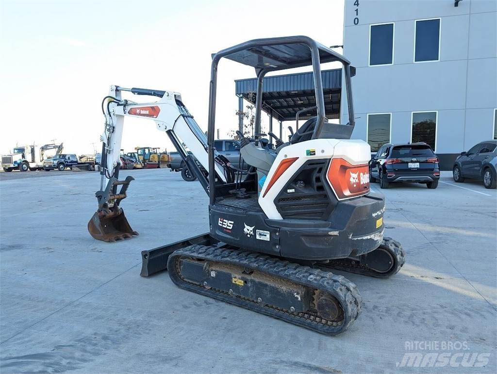 Bobcat E35R2 Minikoparki