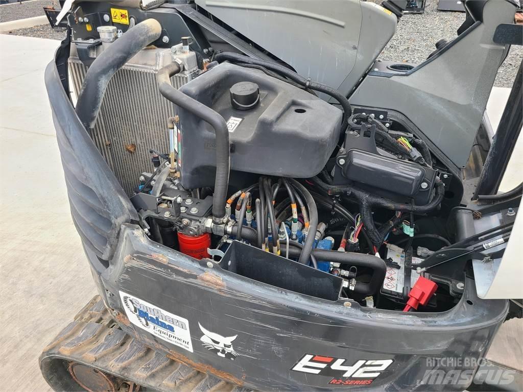 Bobcat E42 Minikoparki