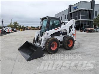 Bobcat S850 Ładowarki burtowe