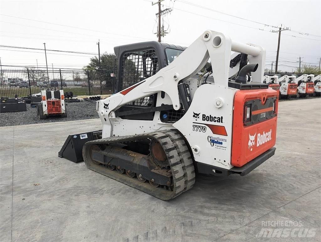 Bobcat T770 Ładowarki burtowe