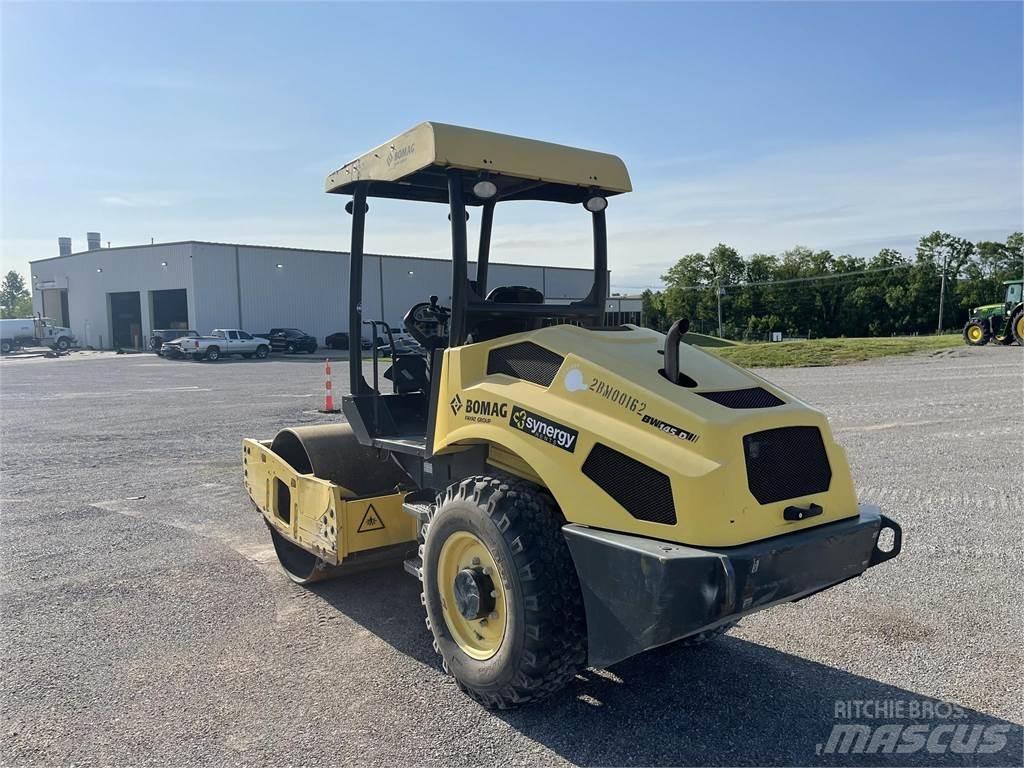 Bomag BW145D-5 Walce dwubębnowe