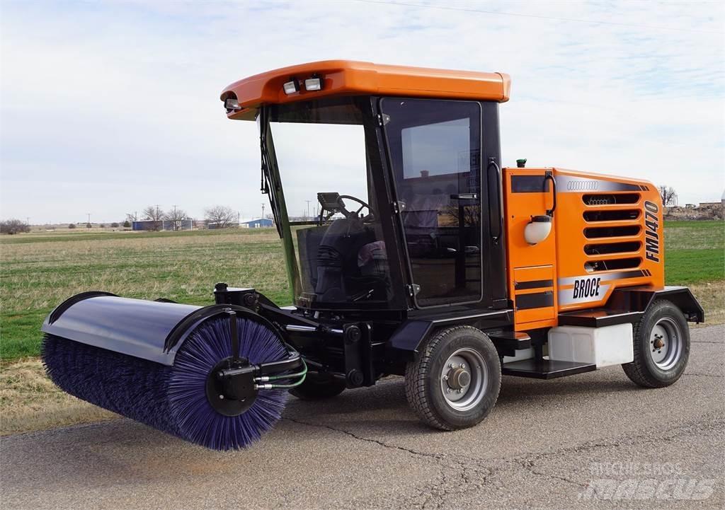 Broce FMJ470 Zamiatarki - Zgarniarki - Odśnieżarki