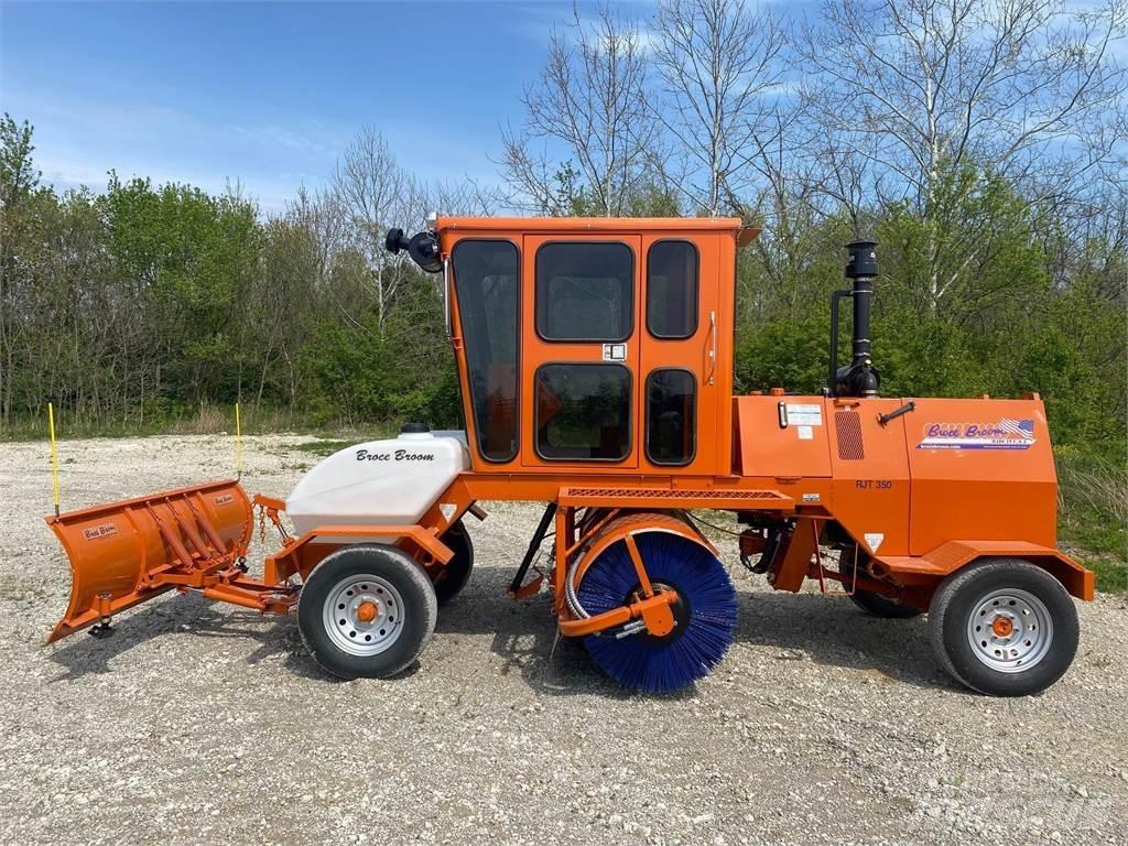 Broce RJT350 Zamiatarki - Zgarniarki - Odśnieżarki