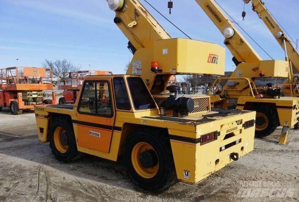 Broderson IC200 Żurawie terenowe