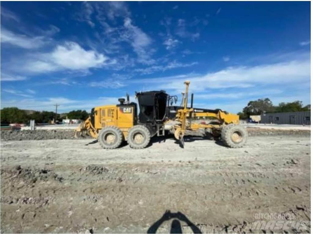 CAT 140M3 Równiarki