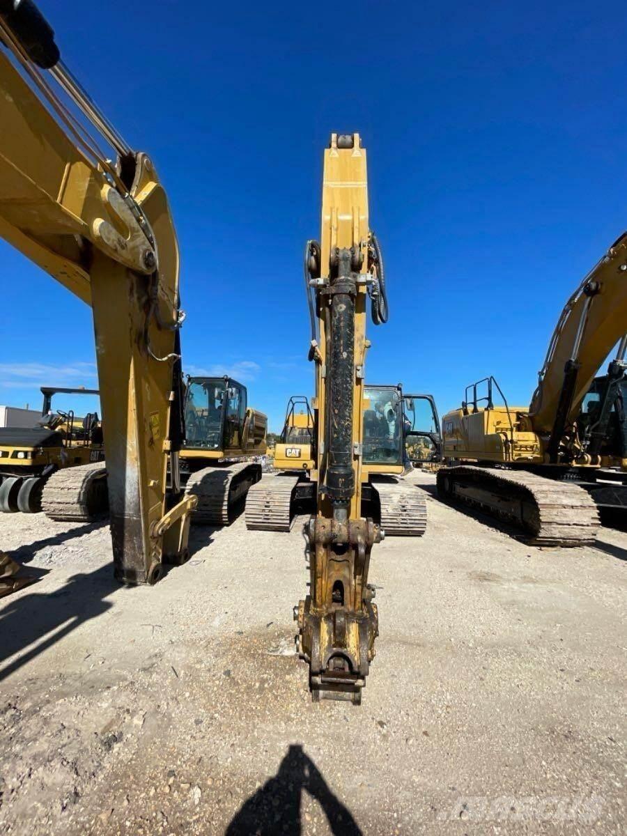 CAT 320 Koparki gąsienicowe