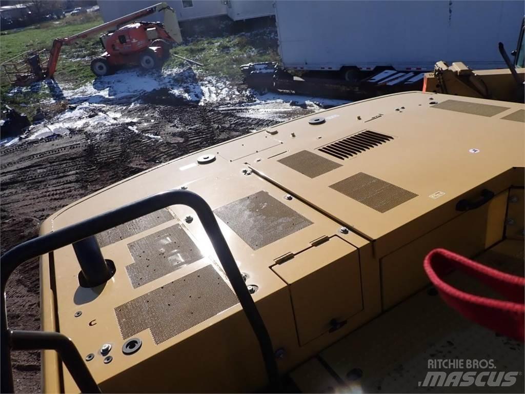 CAT 330 Koparki gąsienicowe
