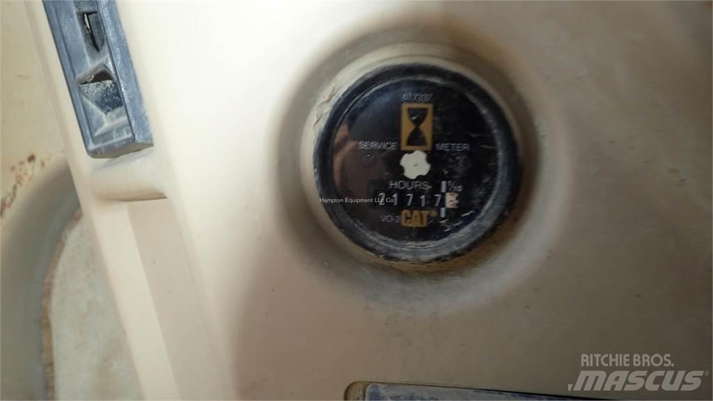 CAT 330L Koparki gąsienicowe