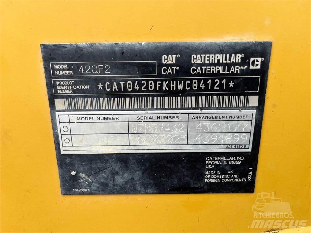CAT 420F2 Koparko-ładowarki