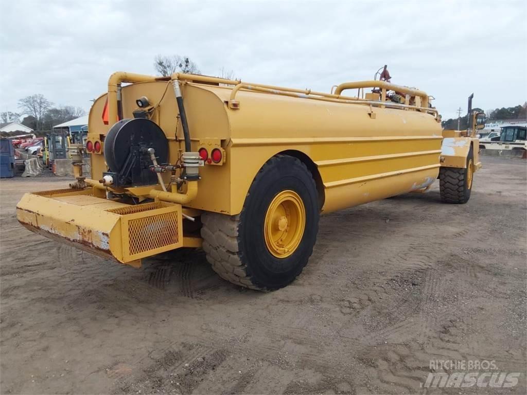CAT 613C Przyczepy cysterny