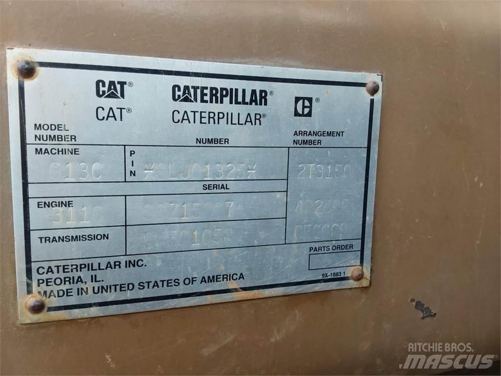 CAT 613C Przyczepy cysterny