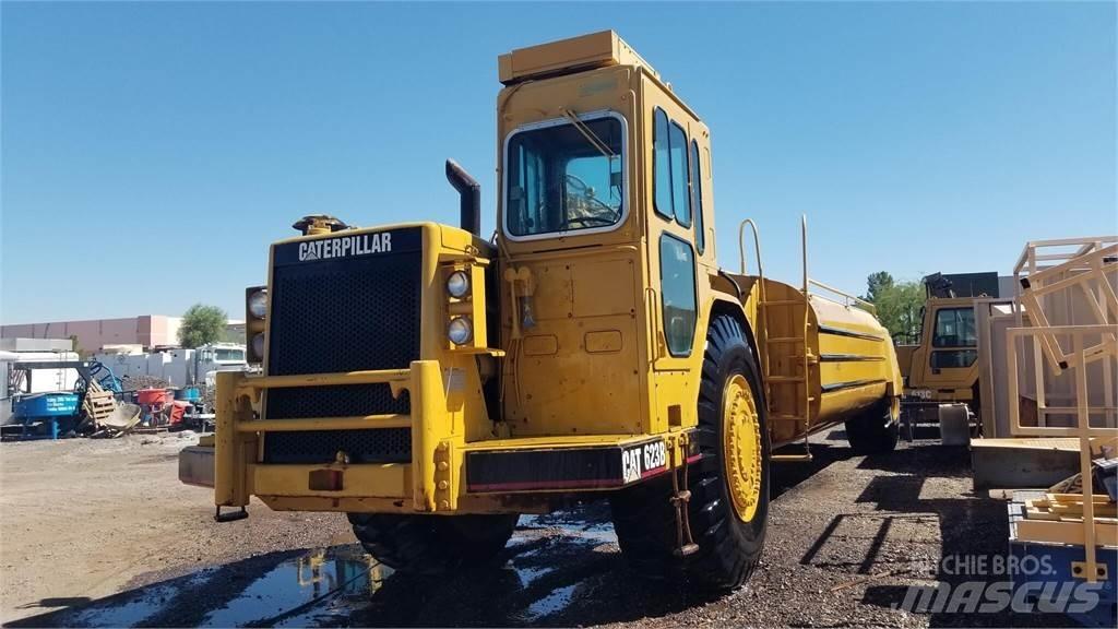 CAT 623B Przyczepy cysterny