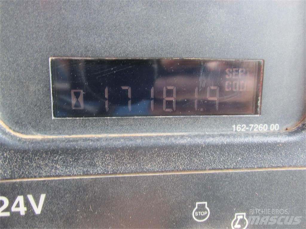 CAT 725 Wozidła przegubowe