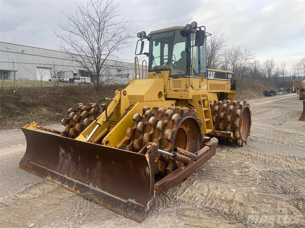 CAT 815F Kompaktory