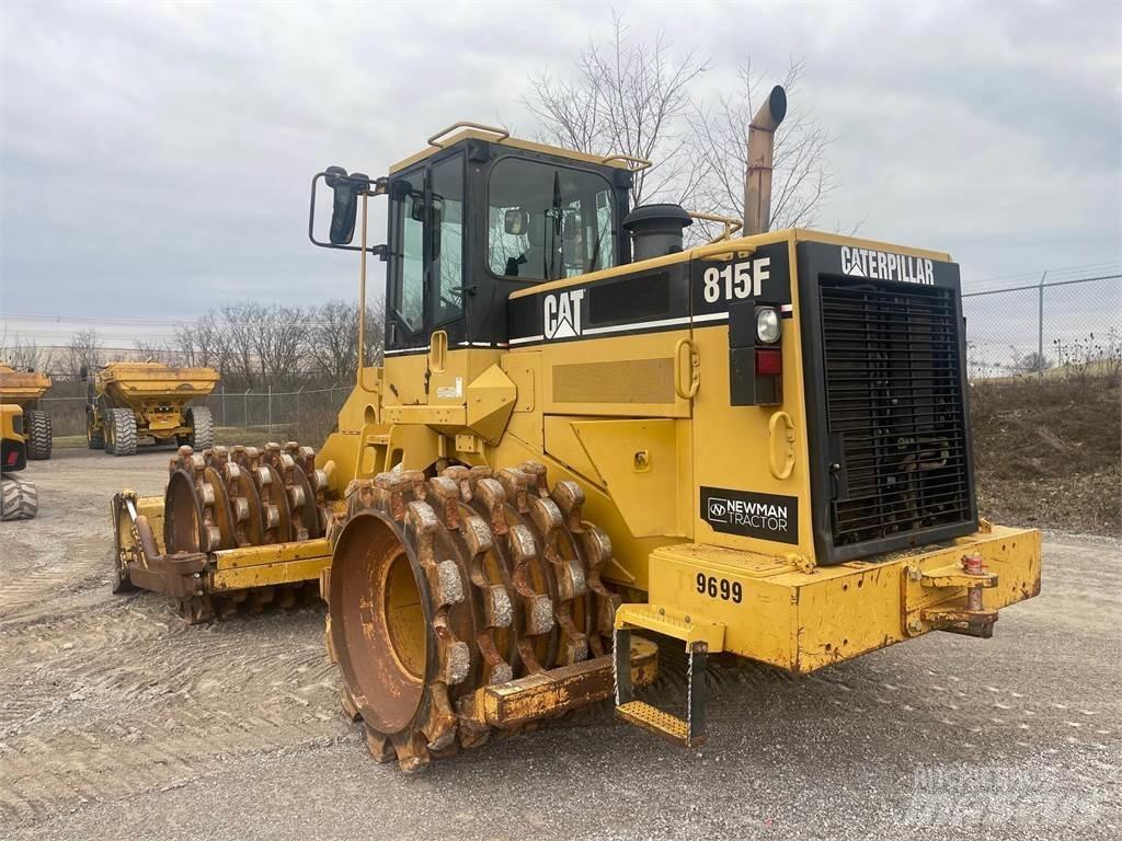 CAT 815F Kompaktory