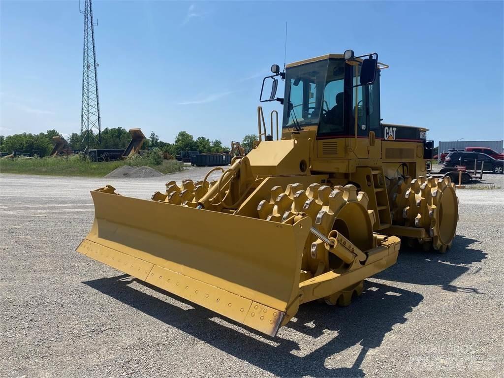CAT 815F Kompaktory