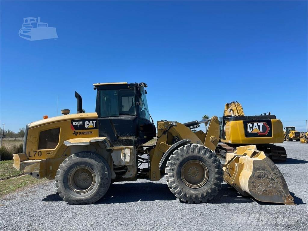 CAT 930M Ładowarki kołowe
