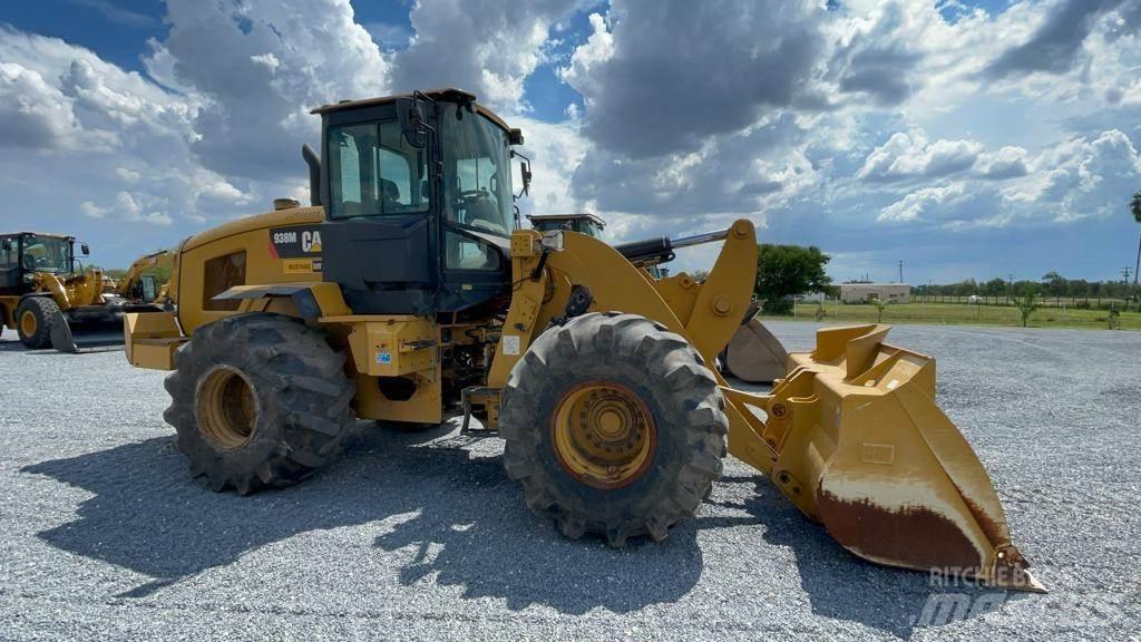 CAT 938M Ładowarki kołowe