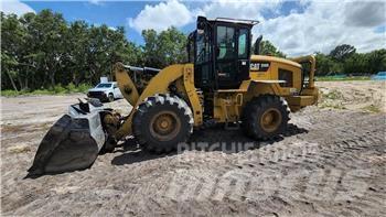 CAT 938M Ładowarki kołowe