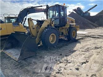 CAT 938M Ładowarki kołowe