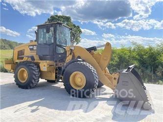 CAT 938M Ładowarki kołowe