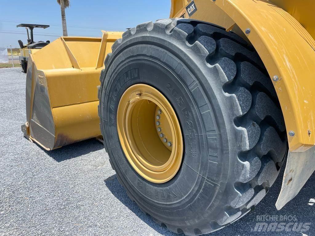 CAT 972M Ładowarki kołowe