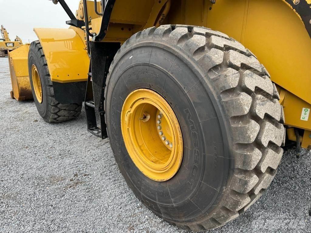 CAT 972M Ładowarki kołowe