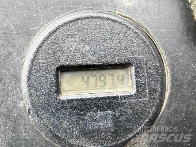 CAT CP-563C Kompaktory