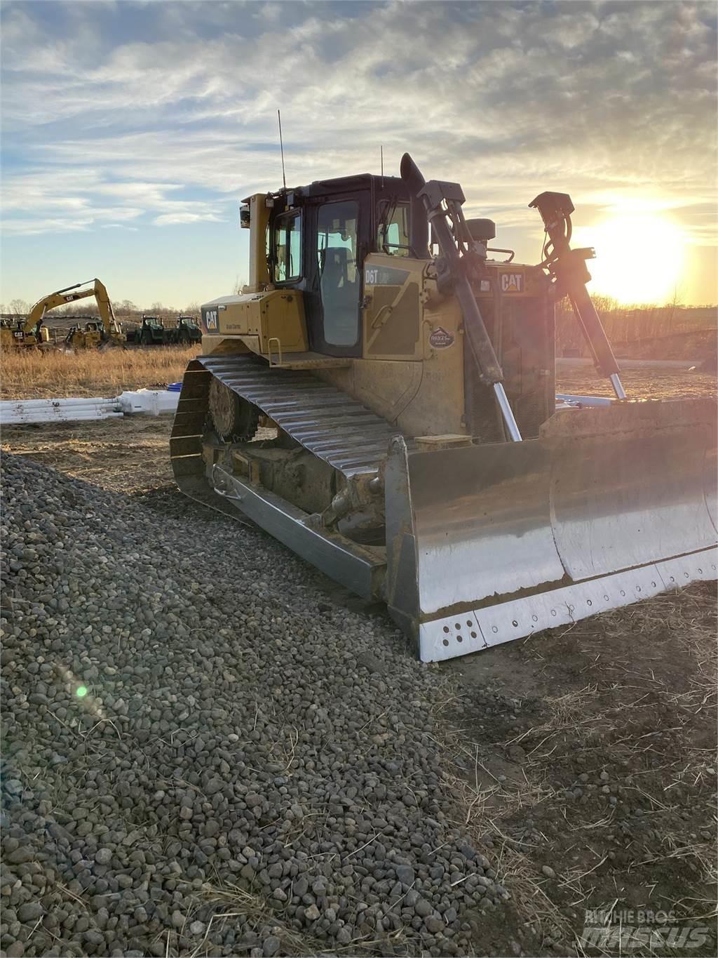 CAT D6T LGP Spycharki gąsienicowe