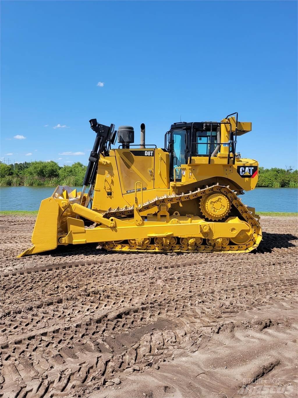 CAT D8T Spycharki gąsienicowe