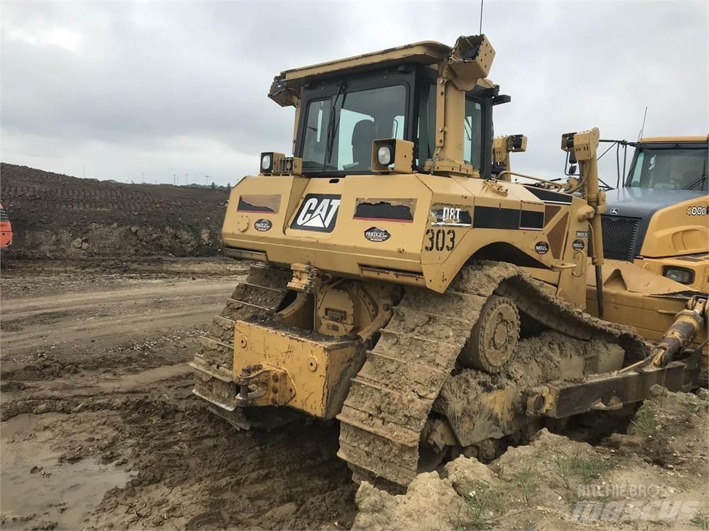 CAT D8T Spycharki gąsienicowe