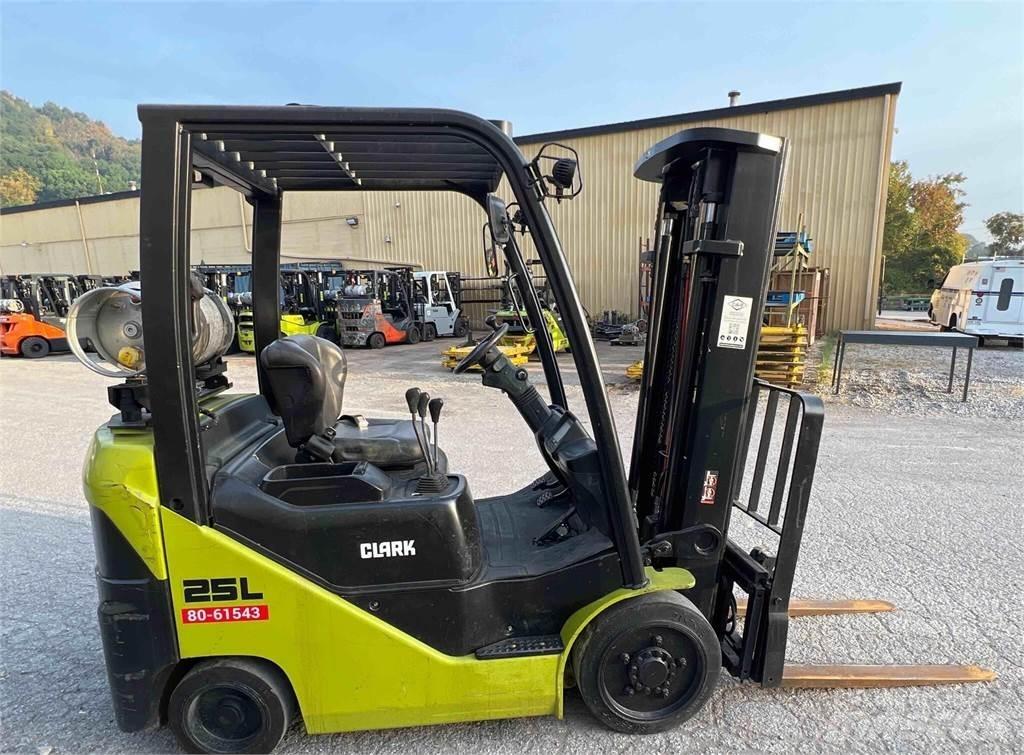 Clark S25CL Wózki widłowe inne