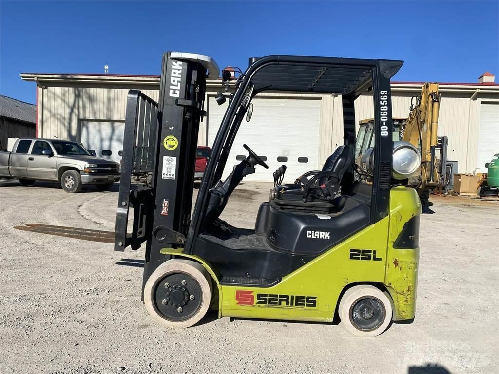Clark S25CL Wózki widłowe inne