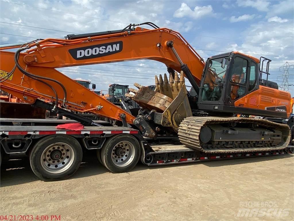 Develon DX300 LC-5 Koparki gąsienicowe