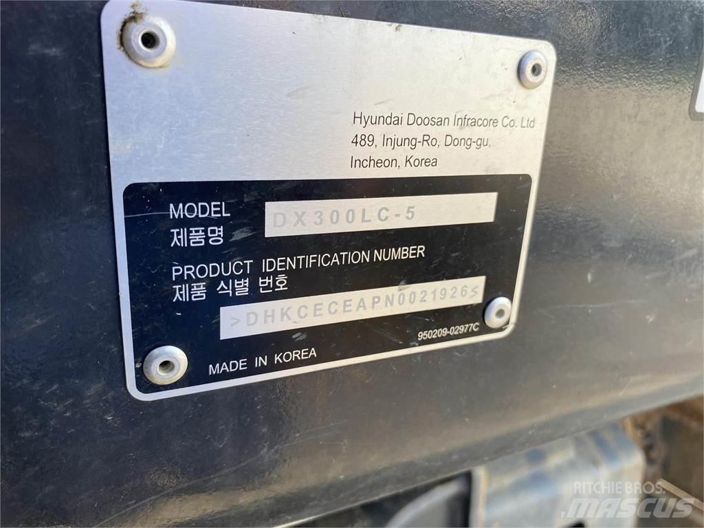 Develon DX300 LC-5 Koparki gąsienicowe